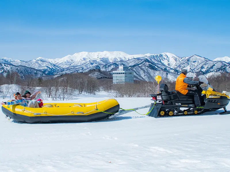 スノーラフティング